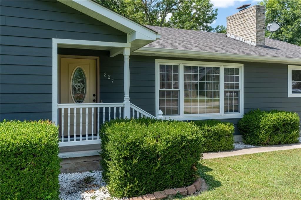 207 Maple Street — photo 4