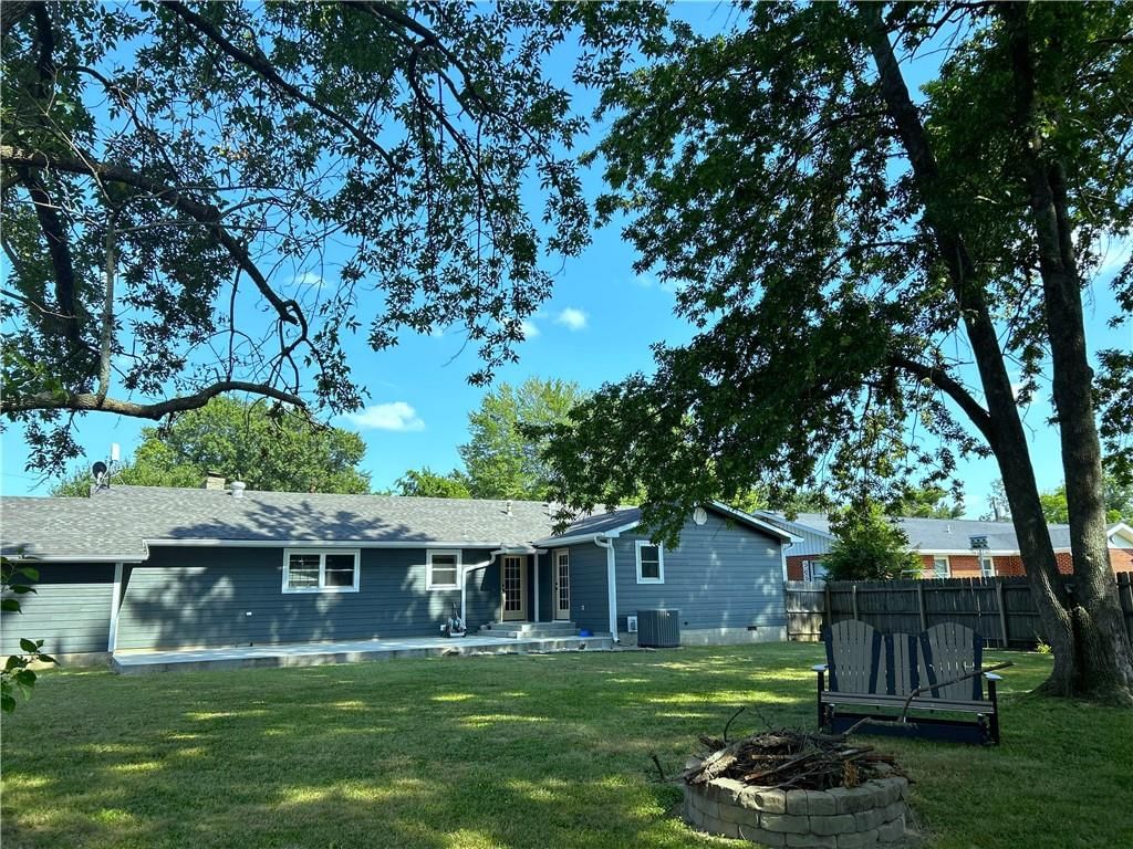 207 Maple Street — photo 6
