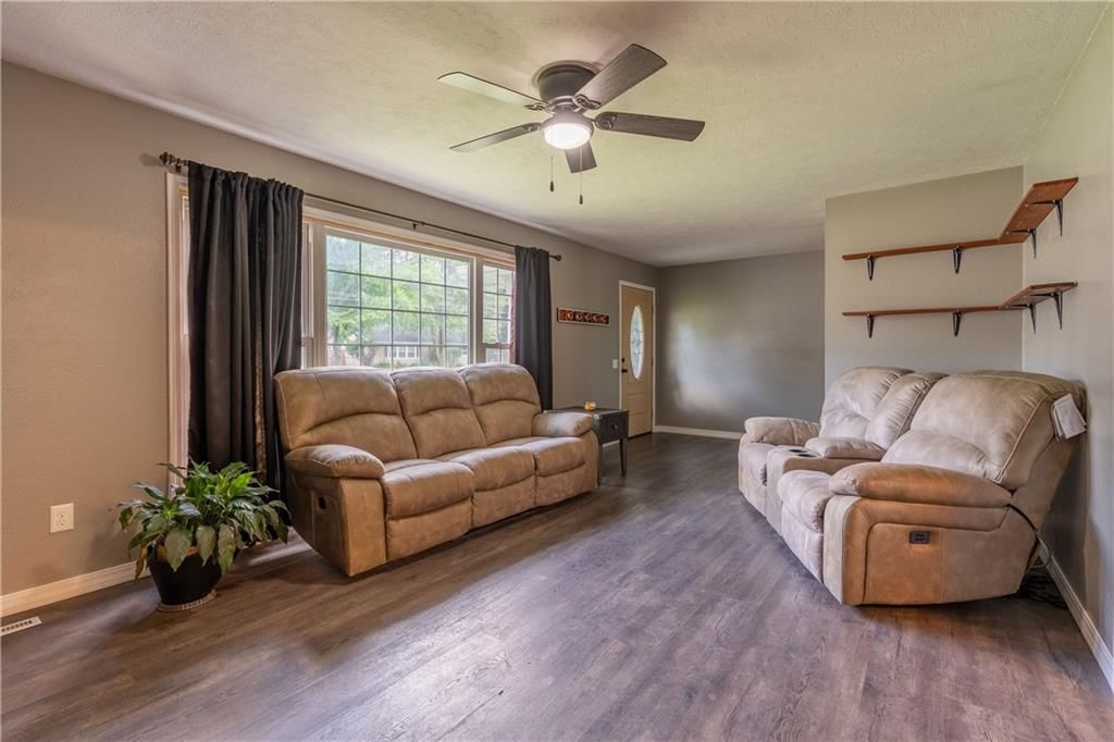207 Maple Street — photo 14