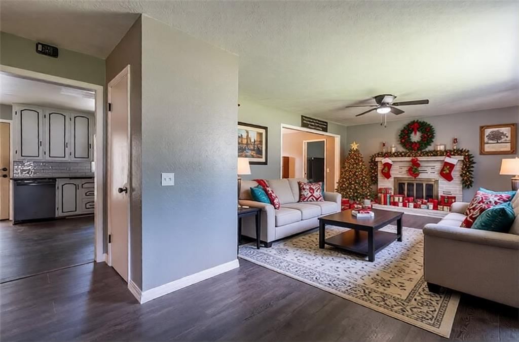 207 Maple Street — photo 18