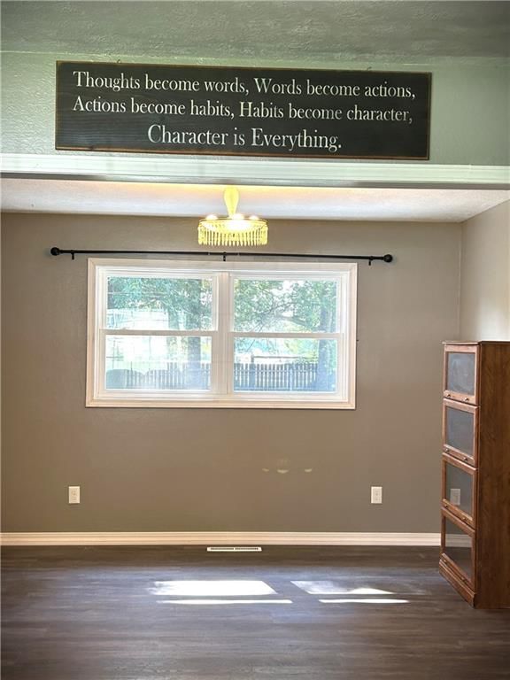 207 Maple Street — photo 24
