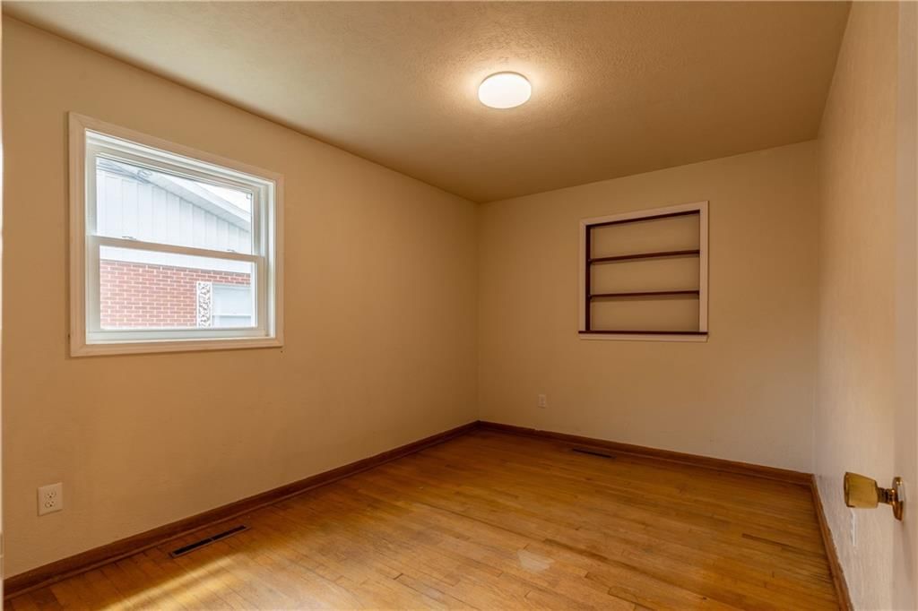 207 Maple Street — photo 34