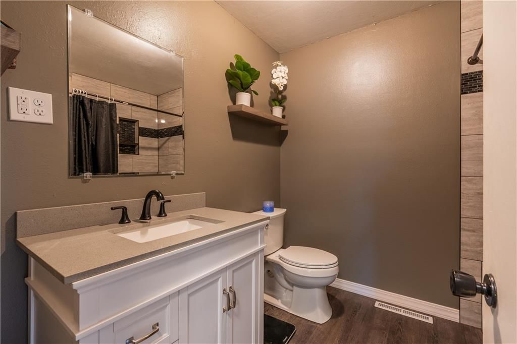 207 Maple Street — photo 37