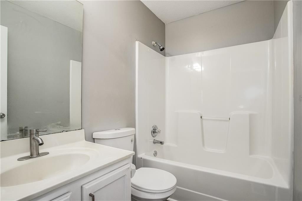 8531 Vassar Avenue — photo 14