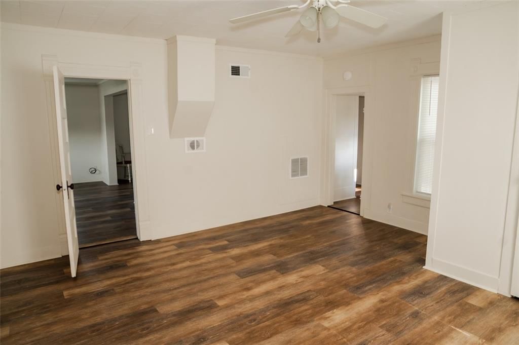 707 E 5th Street — photo 15