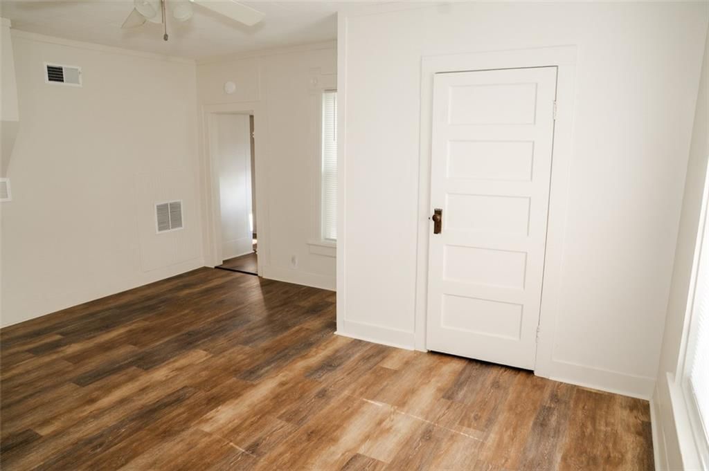 707 E 5th Street — photo 16