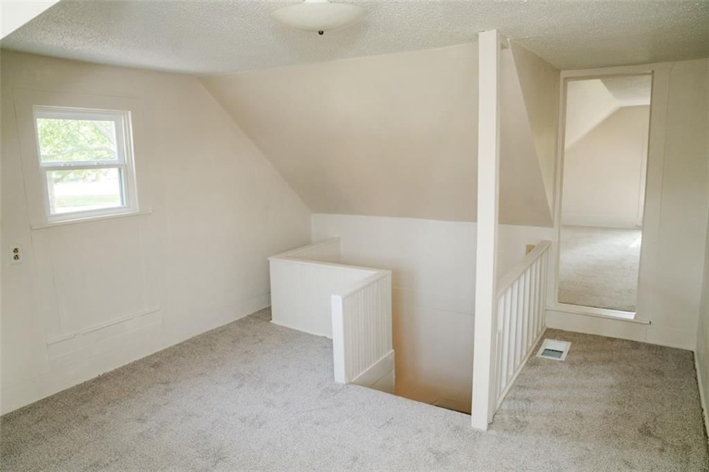 707 E 5th Street — photo 22