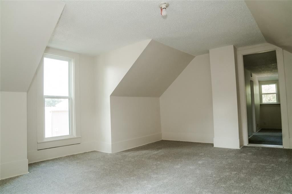 707 E 5th Street — photo 24
