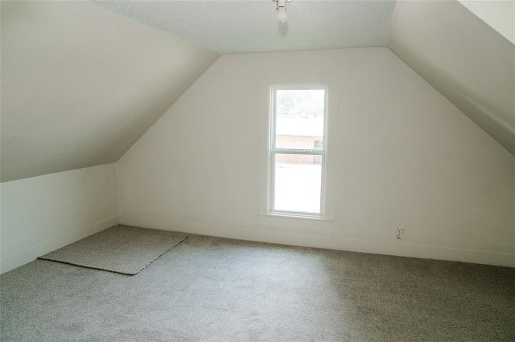 707 E 5th Street — photo 25
