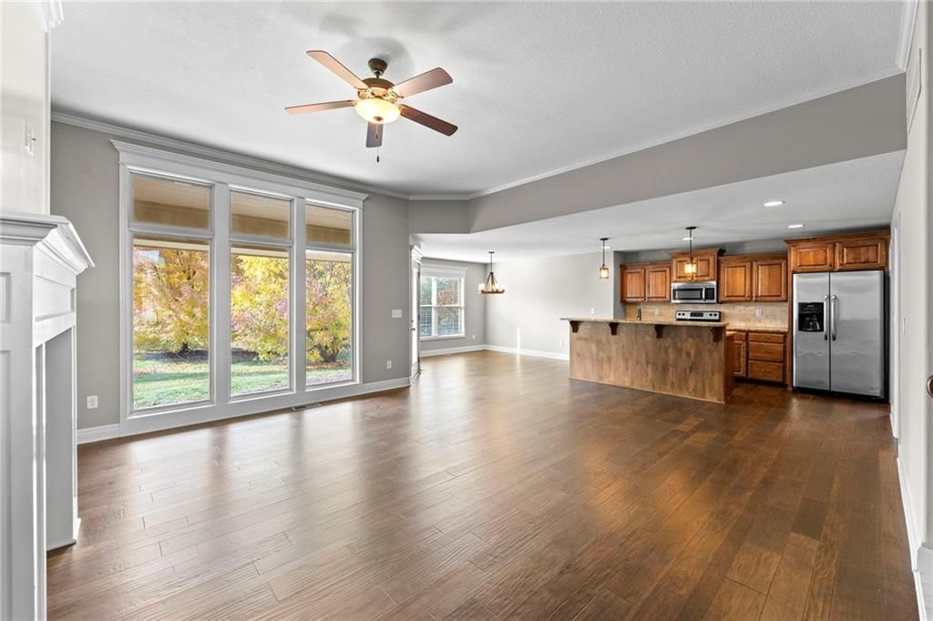 908 SE SIENNA Court — photo 5