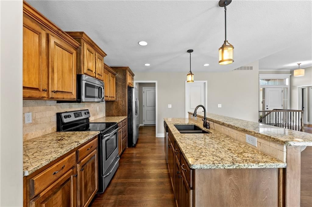 908 SE SIENNA Court — photo 17