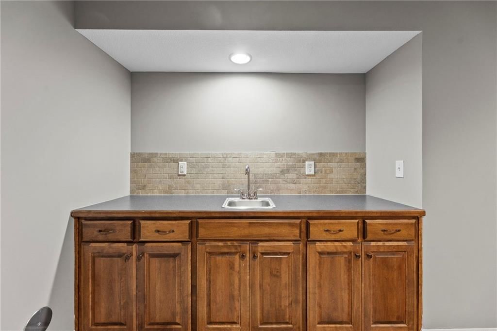 908 SE SIENNA Court — photo 35