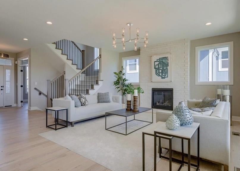2408 W 177th Street, Overland Park, KS