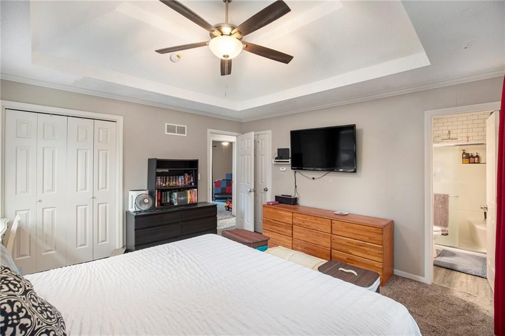 Photo 20 of 30 - 14908 Stonewood Drive