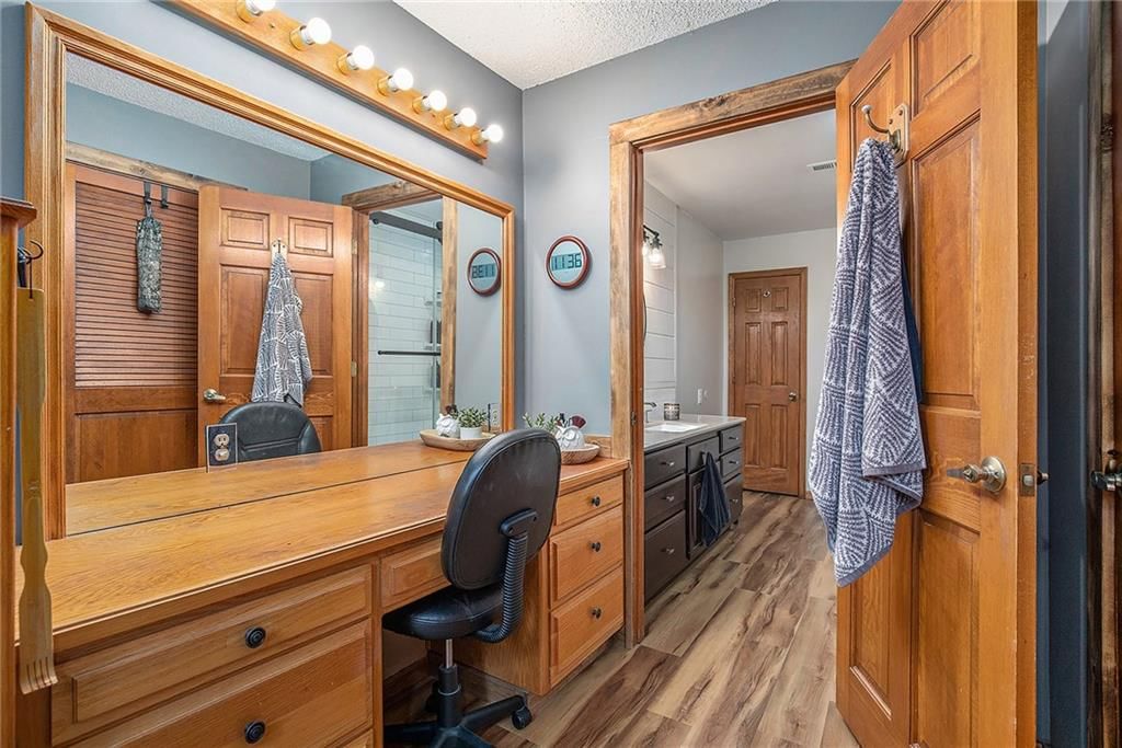 8808 D Highway — photo 25