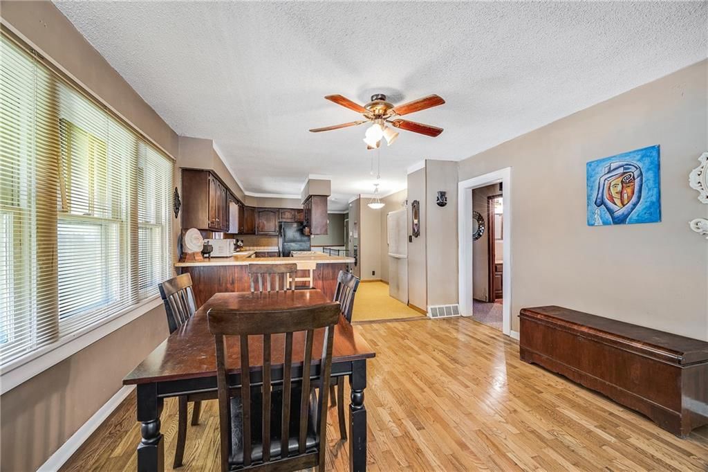Photo 8 of 30 - 3021 Edmond Street
