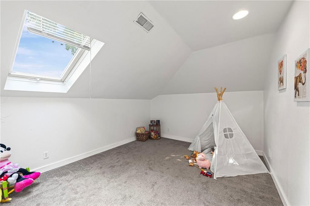 5407 Halsey Street — photo 24