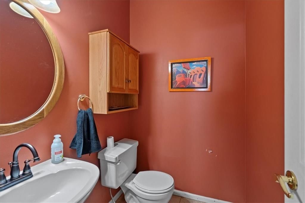 Photo 15 of 41 - 8957 W 125th Terrace