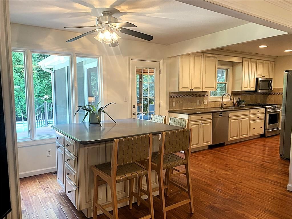 2206 W 121 Street — photo 23