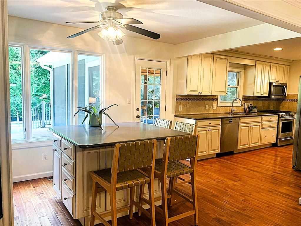 2206 W 121 Street — photo 24