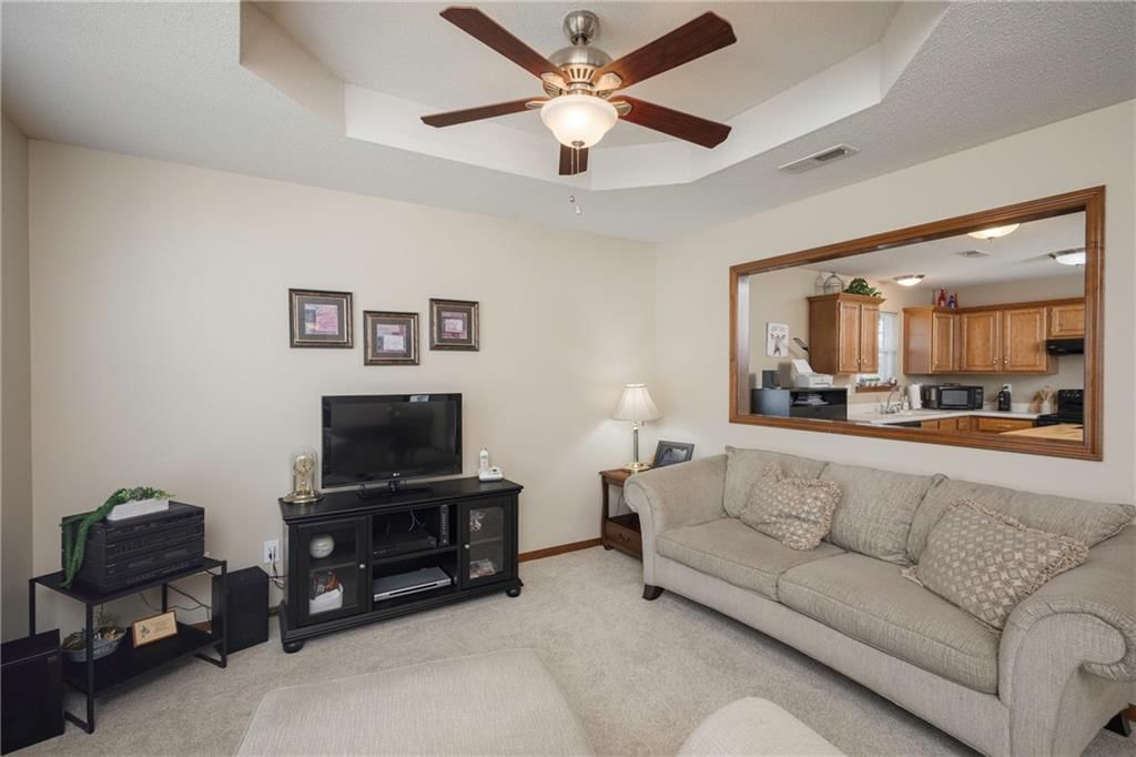 Photo 7 of 26 - 1414 SW Blue Branch Drive