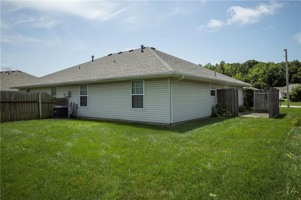 Photo 23 of 26 - 1414 SW Blue Branch Drive