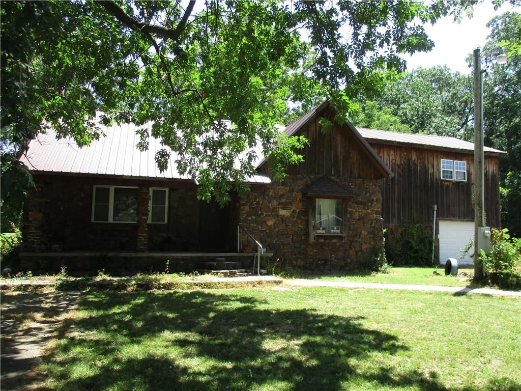 197 SW 92nd Terrace, Columbus, KS