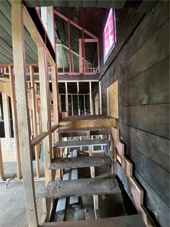 Photo 10 of 11 - 623 W 26th Street