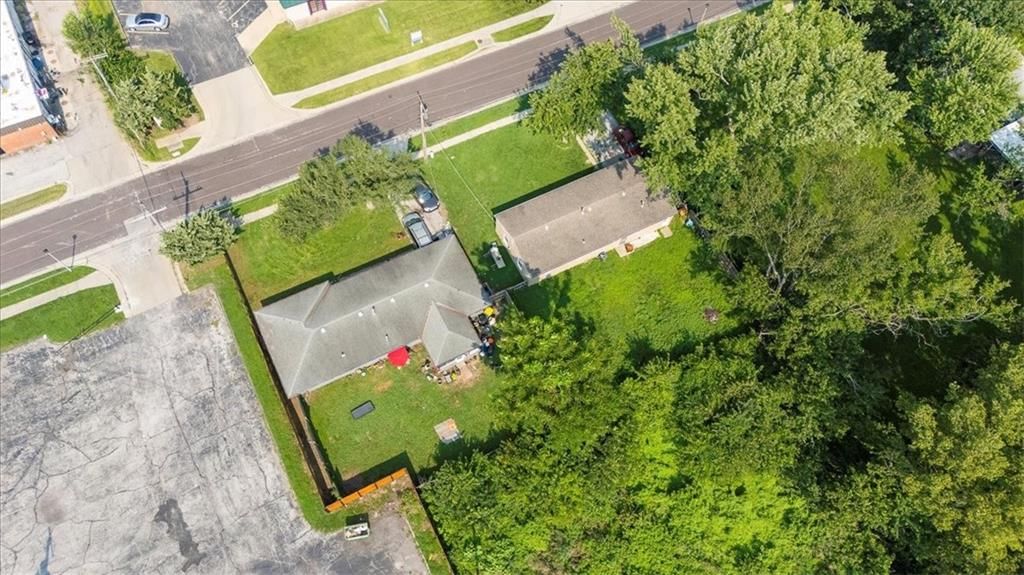 8231 Travis Street — photo 8