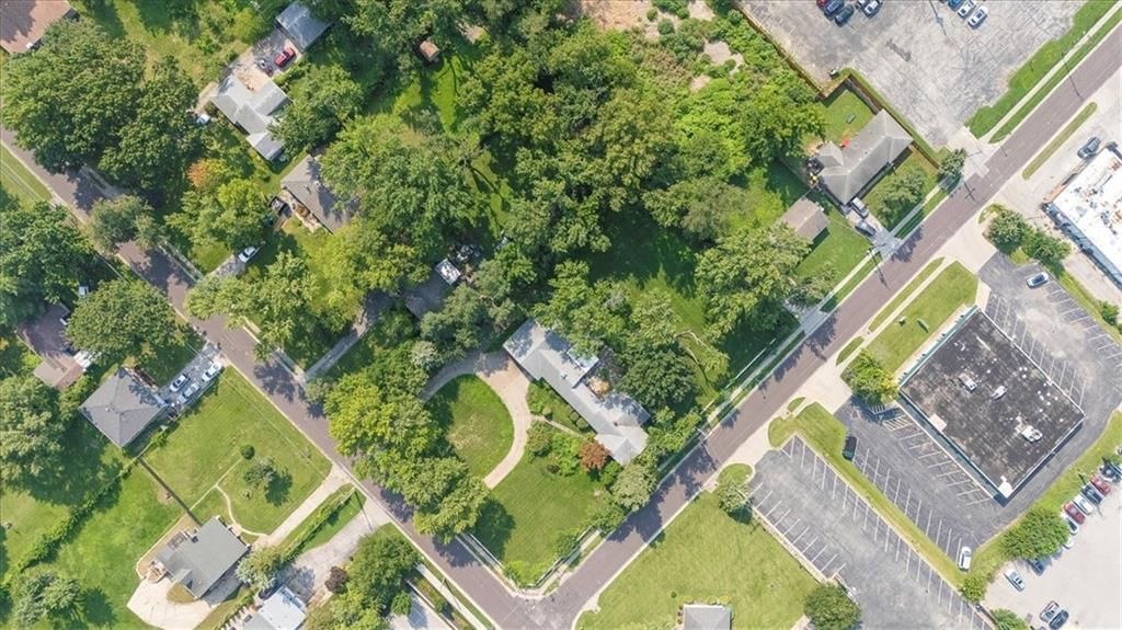 8231 Travis Street — photo 9