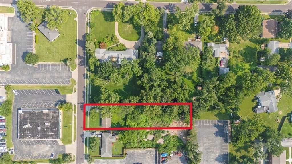8221 Travis Street — photo 3