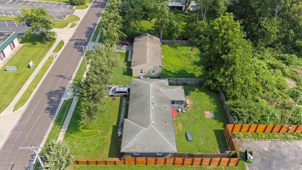 8221 Travis Street — photo 7