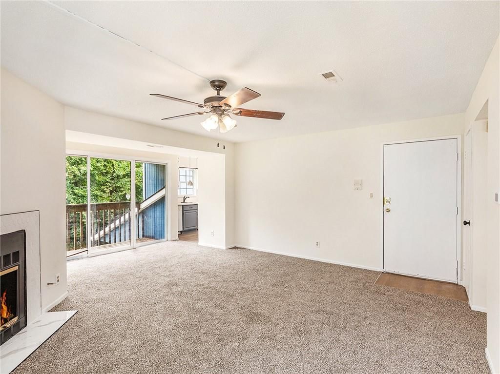 8153 Holmes #203 Road — photo 6
