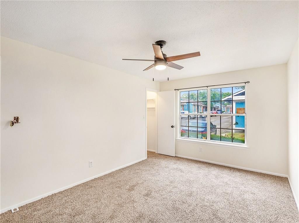 8153 Holmes #203 Road — photo 12