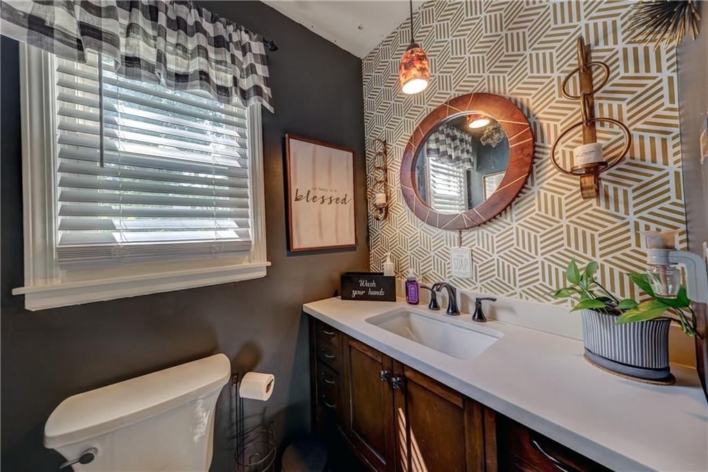 Photo 9 of 25 - 14702 W 65th Terrace
