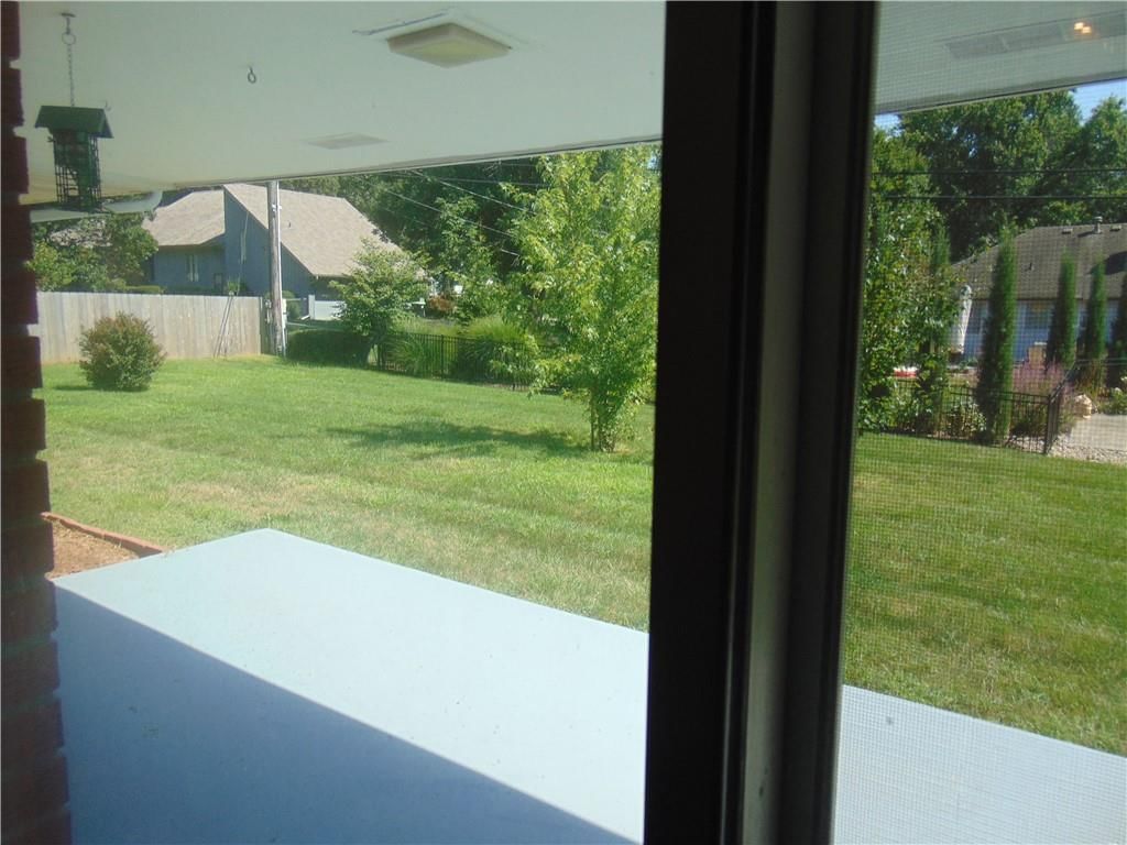 Photo 48 of 70 - 1701 Wren Street