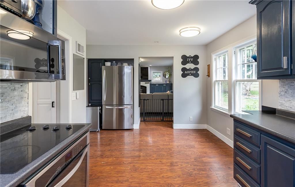 Photo 7 of 41 - 7632 Reinhardt Drive