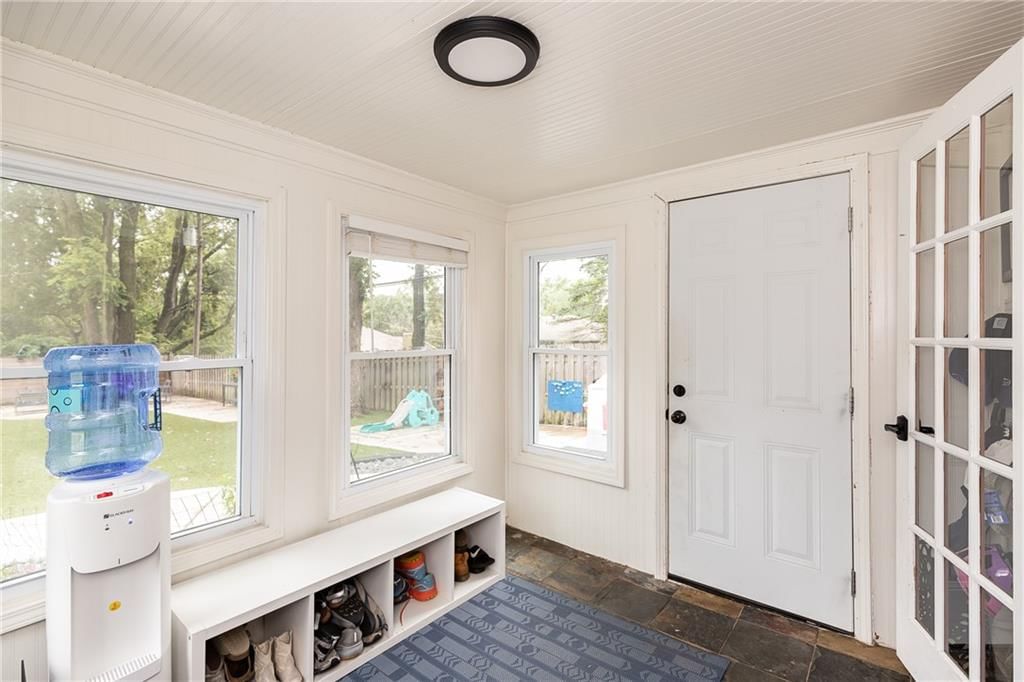 Photo 11 of 41 - 7632 Reinhardt Drive