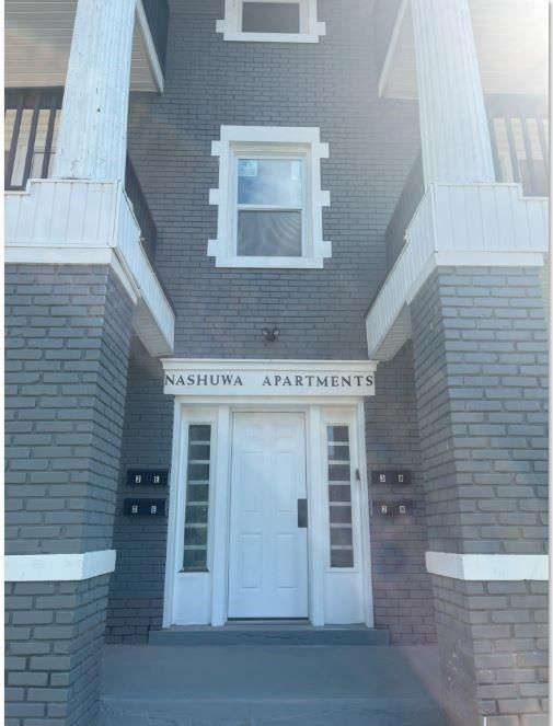 2305 E 37TH Street — photo 2