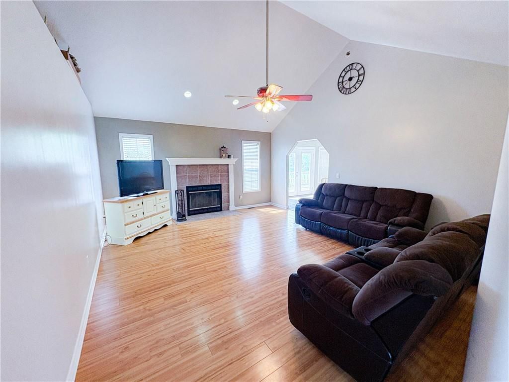 1287 SE State Route 13 N/A — photo 18