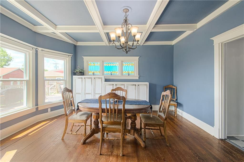Photo 8 of 36 - 206 N Jefferson Street