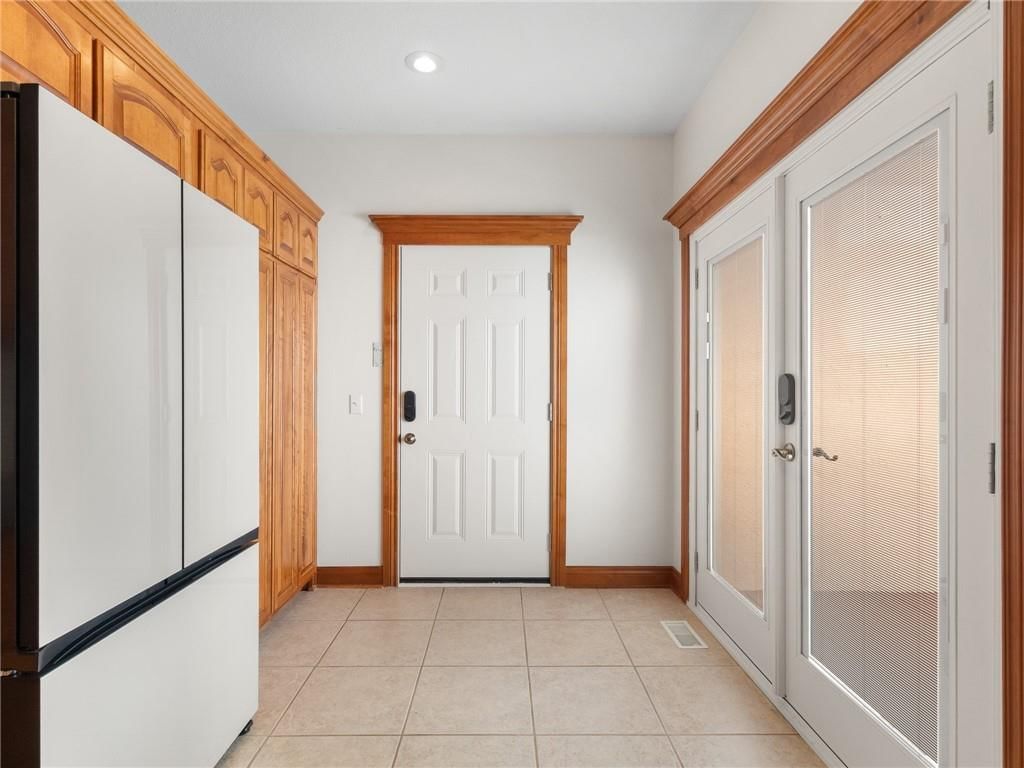 9755 N Lucerne Avenue — photo 14
