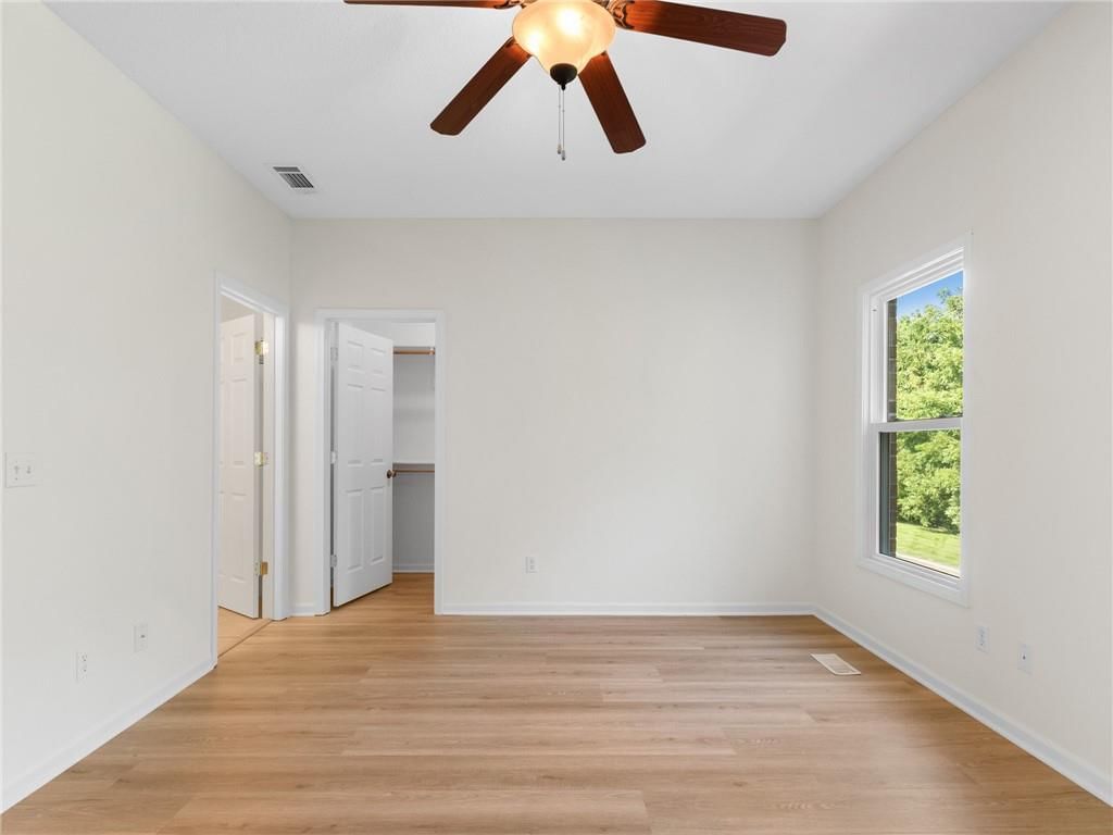 9755 N Lucerne Avenue — photo 15