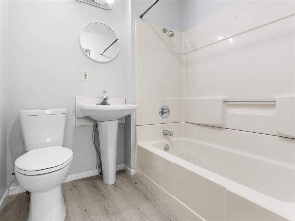2821 Edmond Street — photo 18