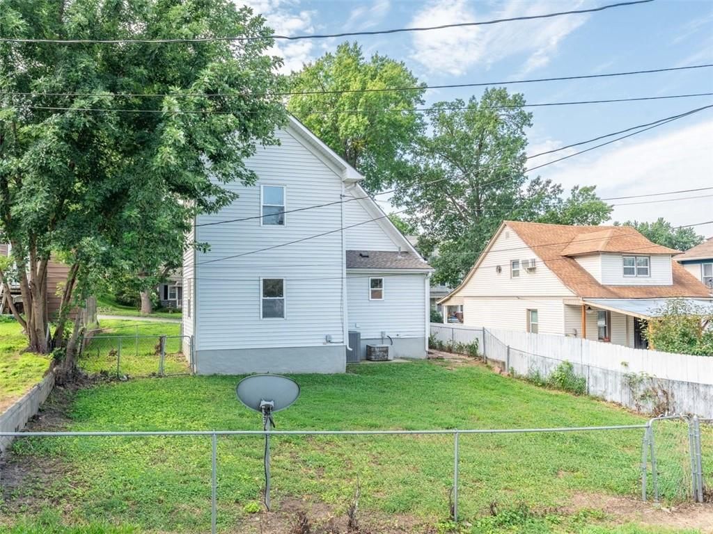 2821 Edmond Street — photo 25