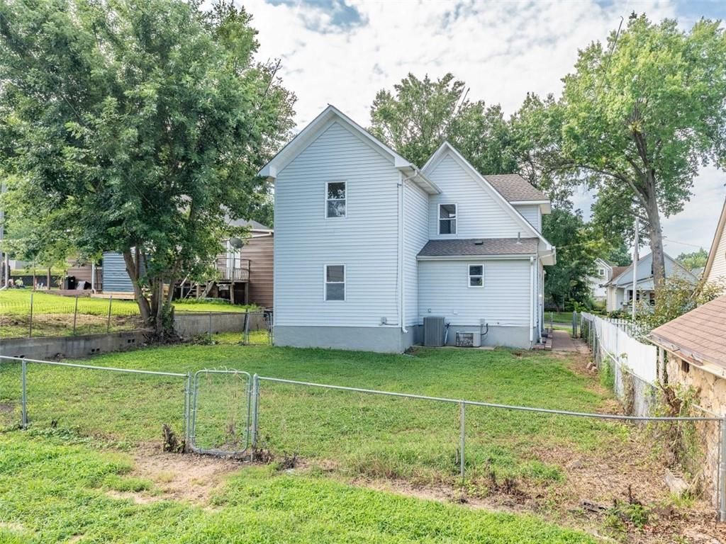 2821 Edmond Street — photo 26