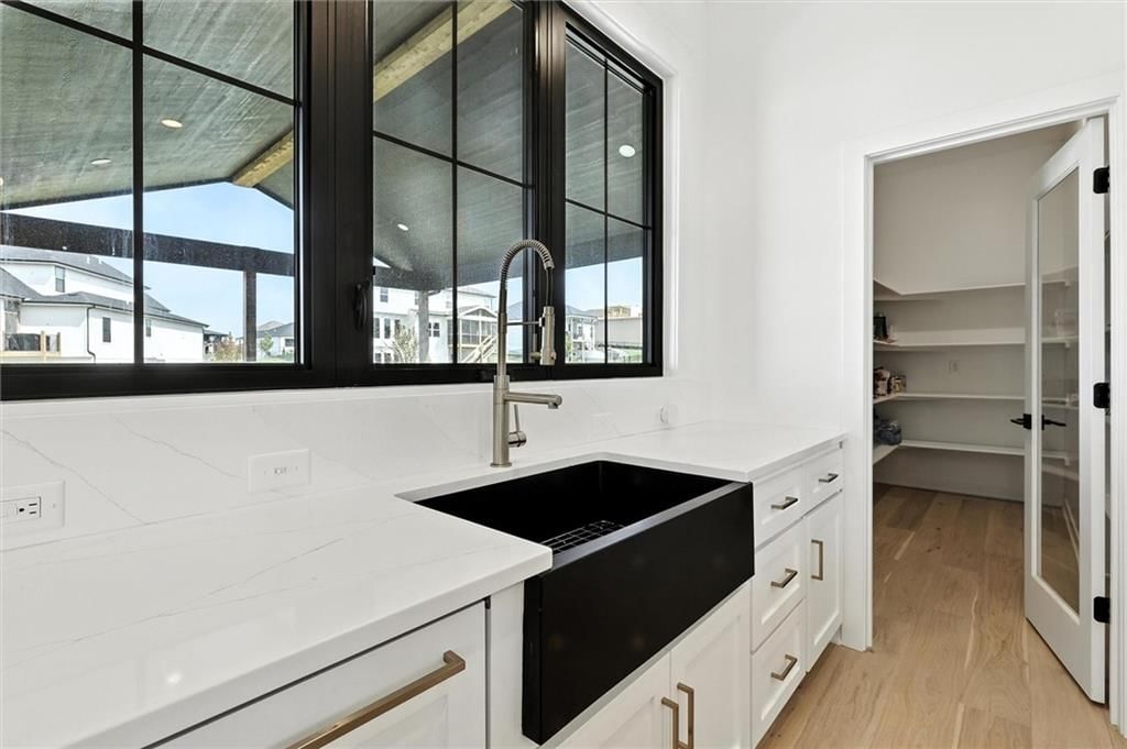 13604 NE 114th Place — photo 32
