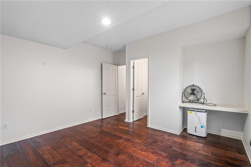 9906 Fountain Circle — photo 51