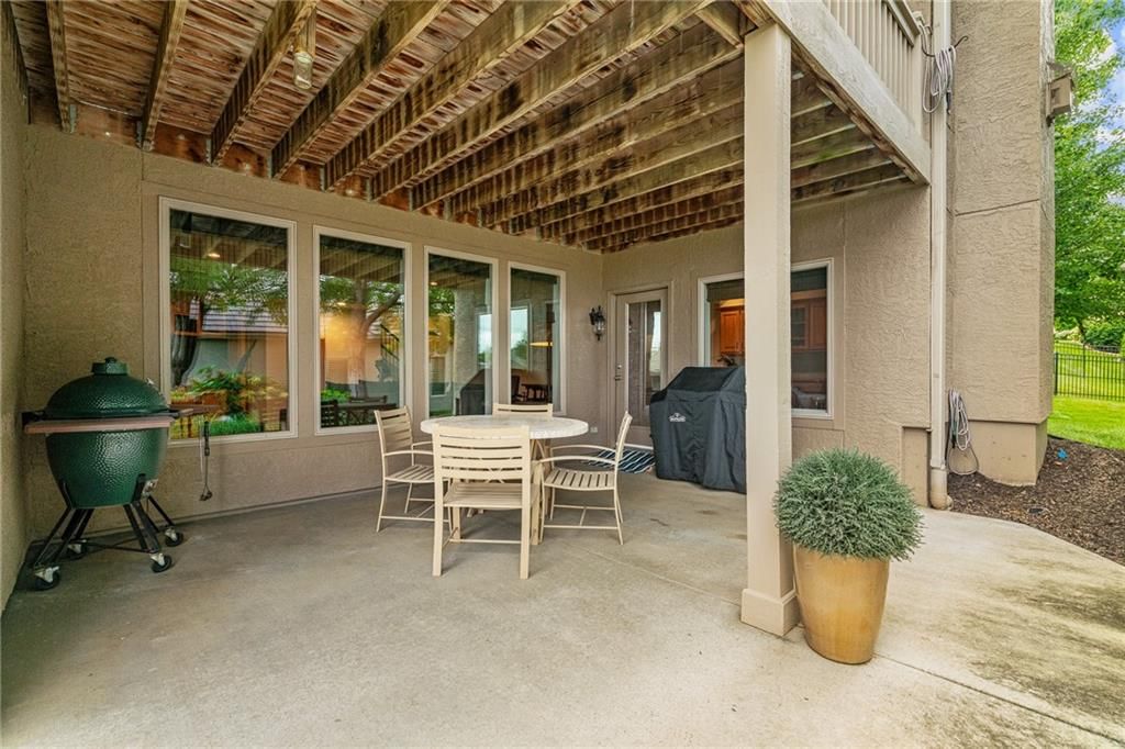 9906 Fountain Circle — photo 57