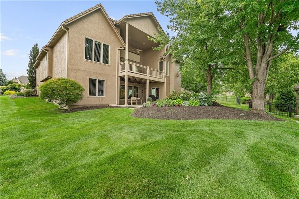 9906 Fountain Circle — photo 59